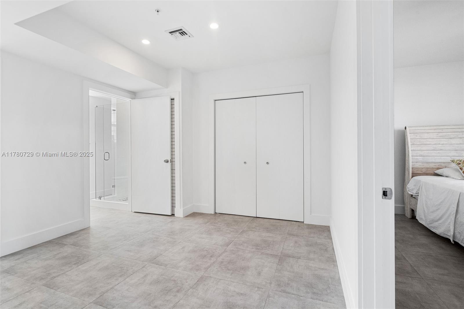 THE DANIA PLACE - Residential