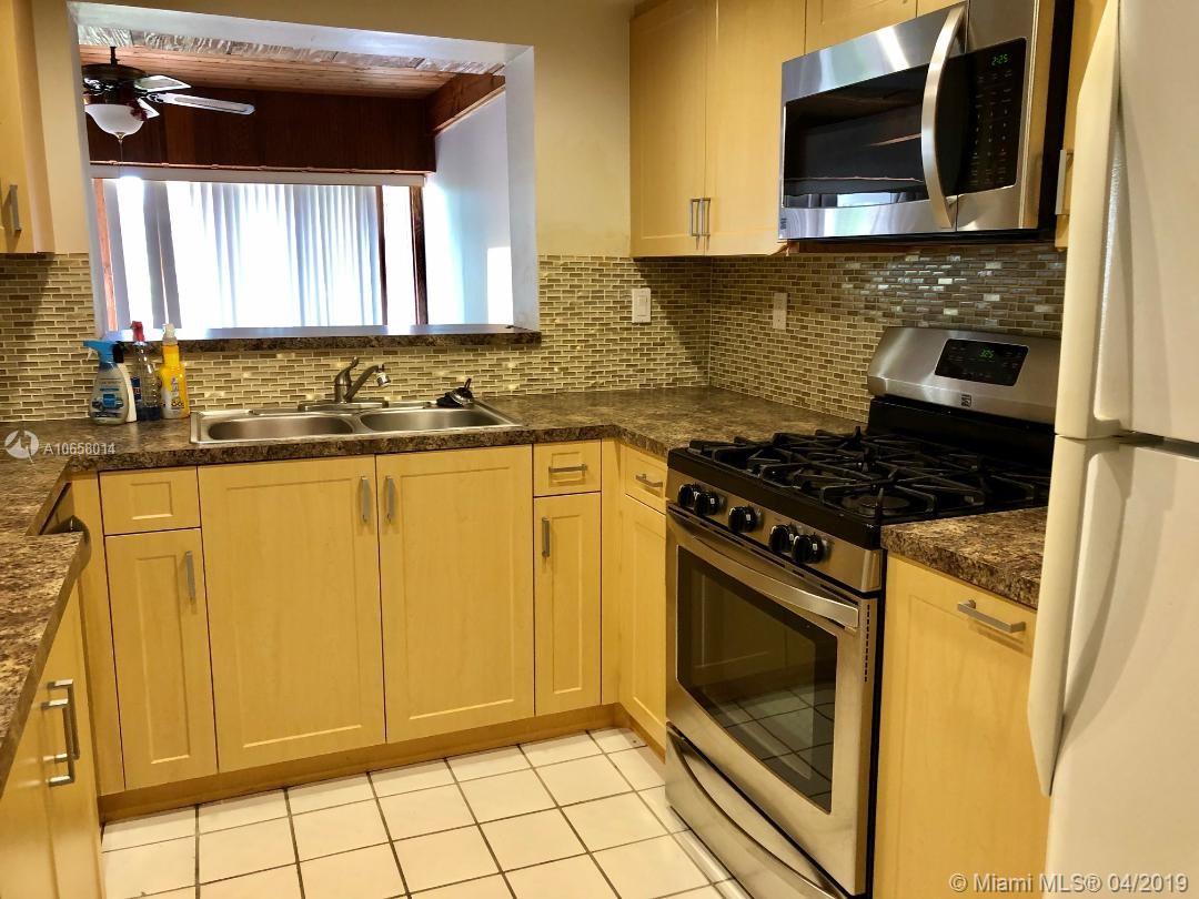 MIAMI LAKES LAKE MARTHA S - Residential