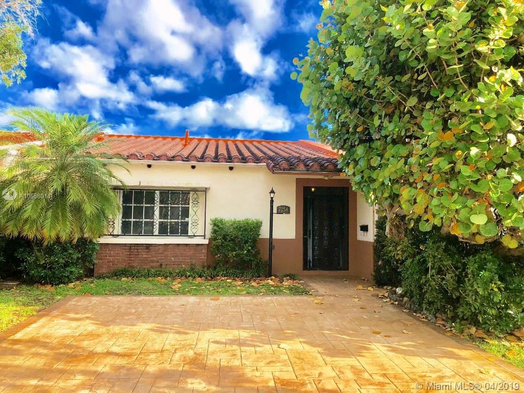 MIAMI LAKES LAKE MARTHA S - Residential