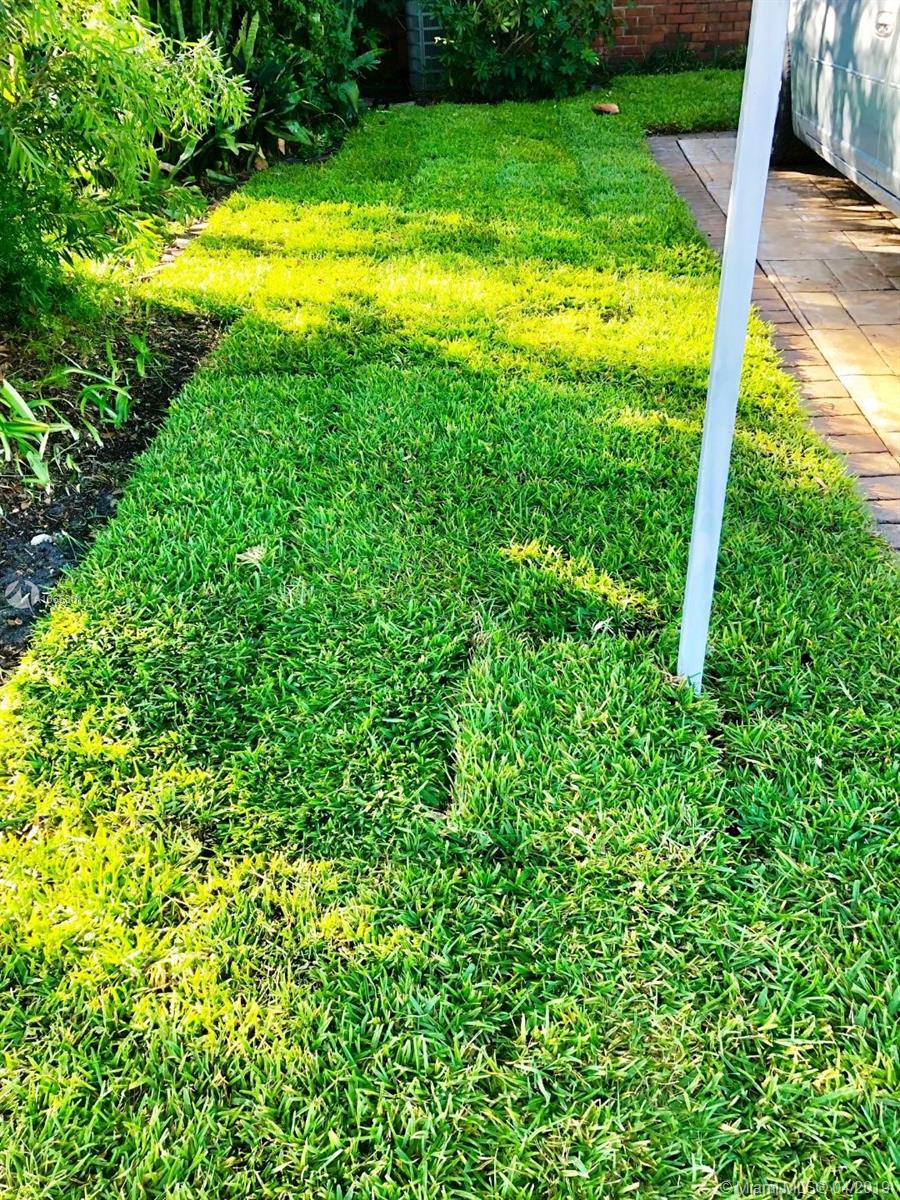 MIAMI LAKES LAKE MARTHA S - Residential