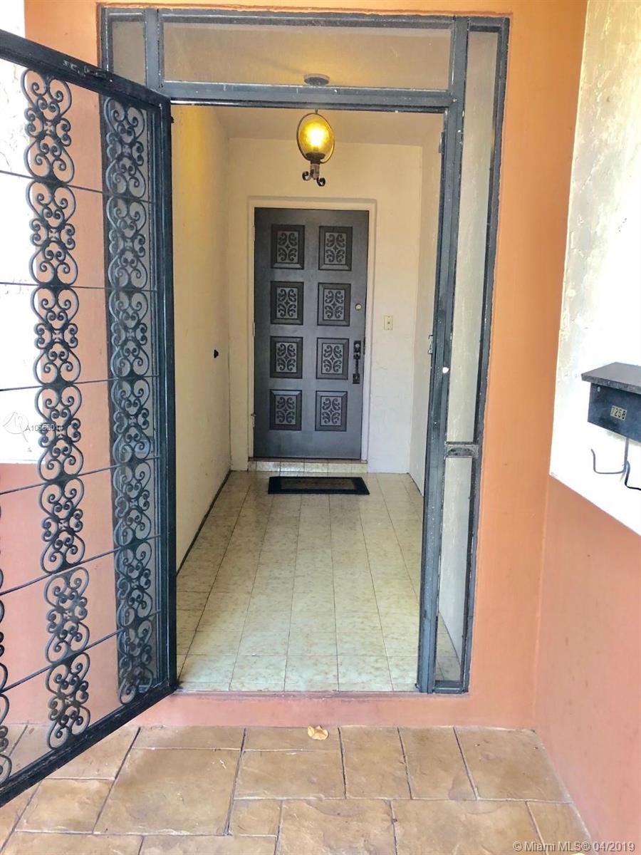 MIAMI LAKES LAKE MARTHA S - Residential