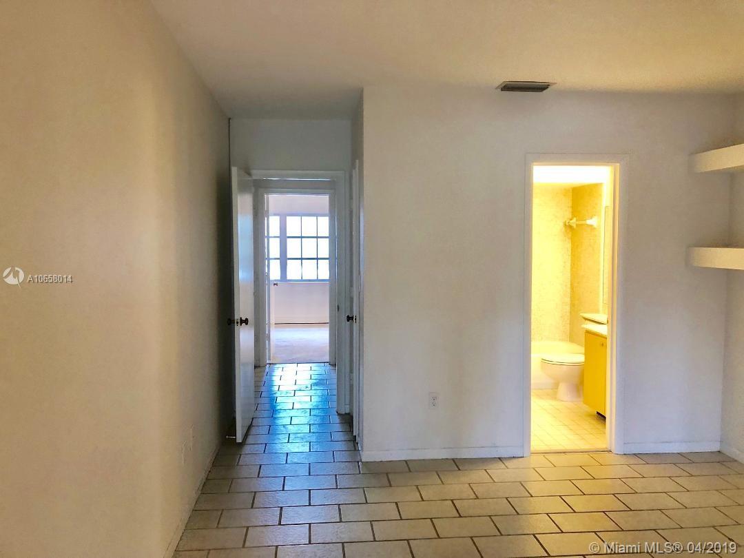 MIAMI LAKES LAKE MARTHA S - Residential