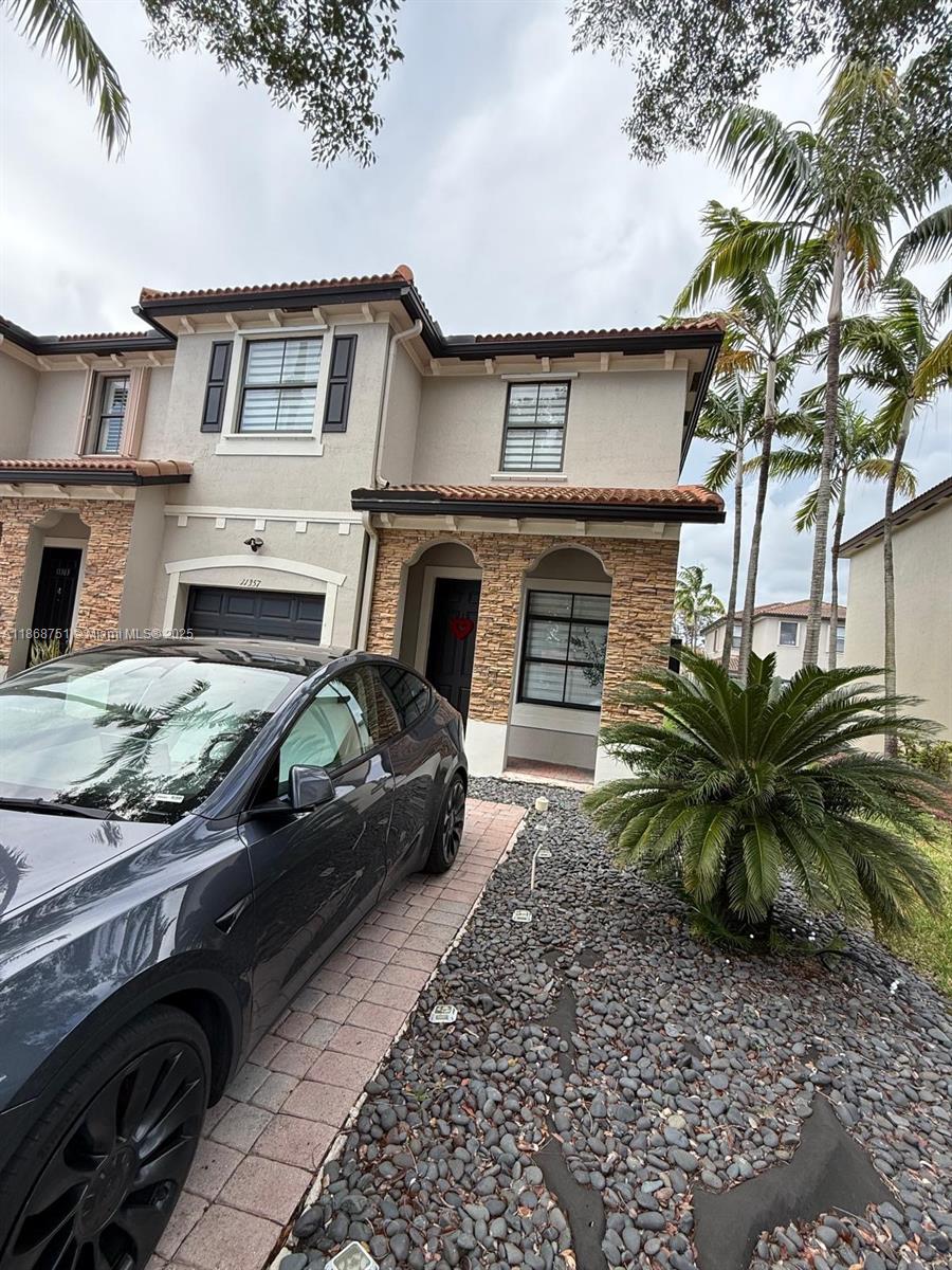 Never before seen an opportunity to rent and truly feel at home! This beautiful remodeled townhouse offers 3 spacious bedrooms and 2.5 bathrooms, the bedrooms have large closets, providing ample storage space, featuring a stunning open concept kitchen with modern finishes. Enjoy bright and inviting living spaces, perfect for family gatherings or entertaining. Located in a prime community, this home combines comfort, style, and convenience everything you’ve been looking for, comes with a jacuzzi and a complete lighting, audio, and sound system .Don't miss out on this amazing deal! Silverstone Palm, Exit 9, still within Miami city limits. Situated on a corner lot with A+ rated schools nearby, plus shopping centers, Publix, and close proximity to the Turnpike.