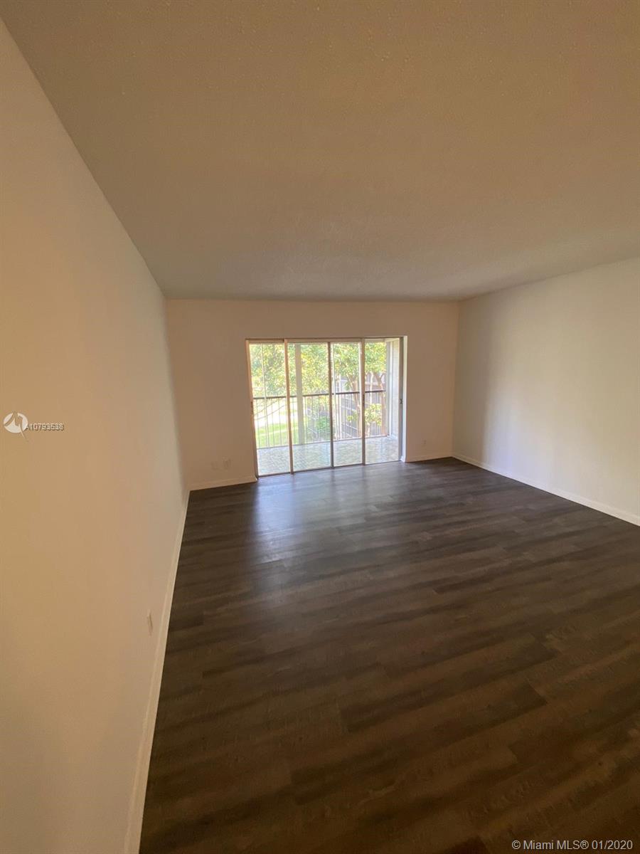 INVERRARY C C PHASE IV - Residential