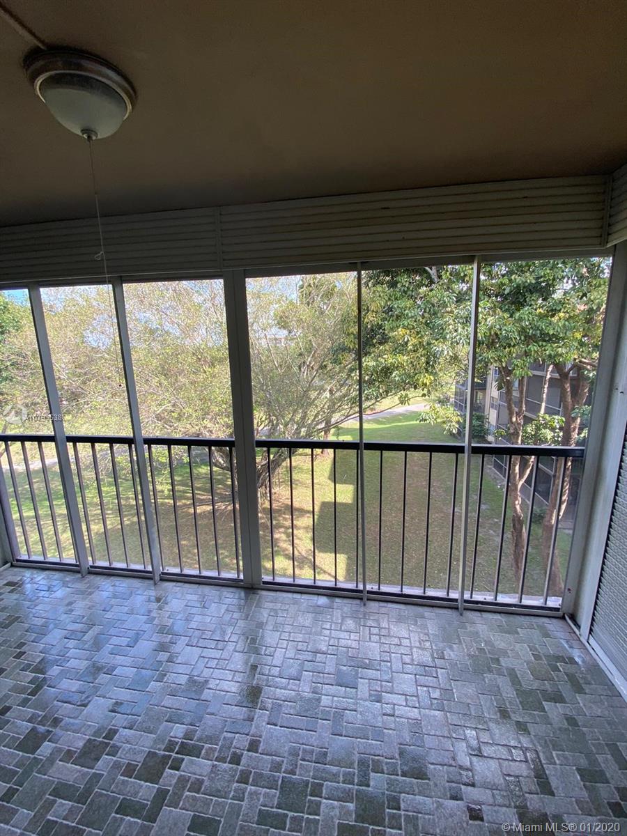 INVERRARY C C PHASE IV - Residential