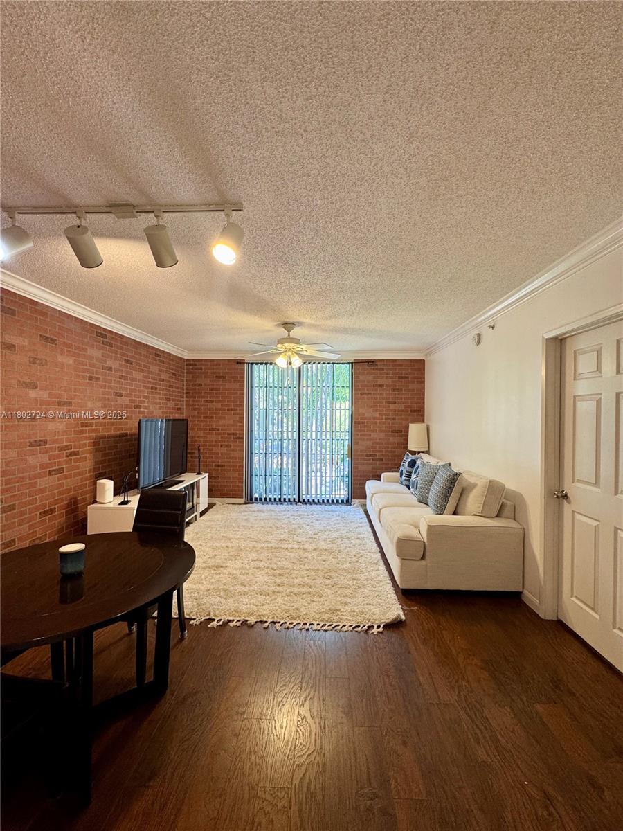 Rental Property at 1900 Van Buren St 211B, Hollywood, Broward County, Florida - Bedrooms: 1 
Bathrooms: 1  - $2,500 MO.