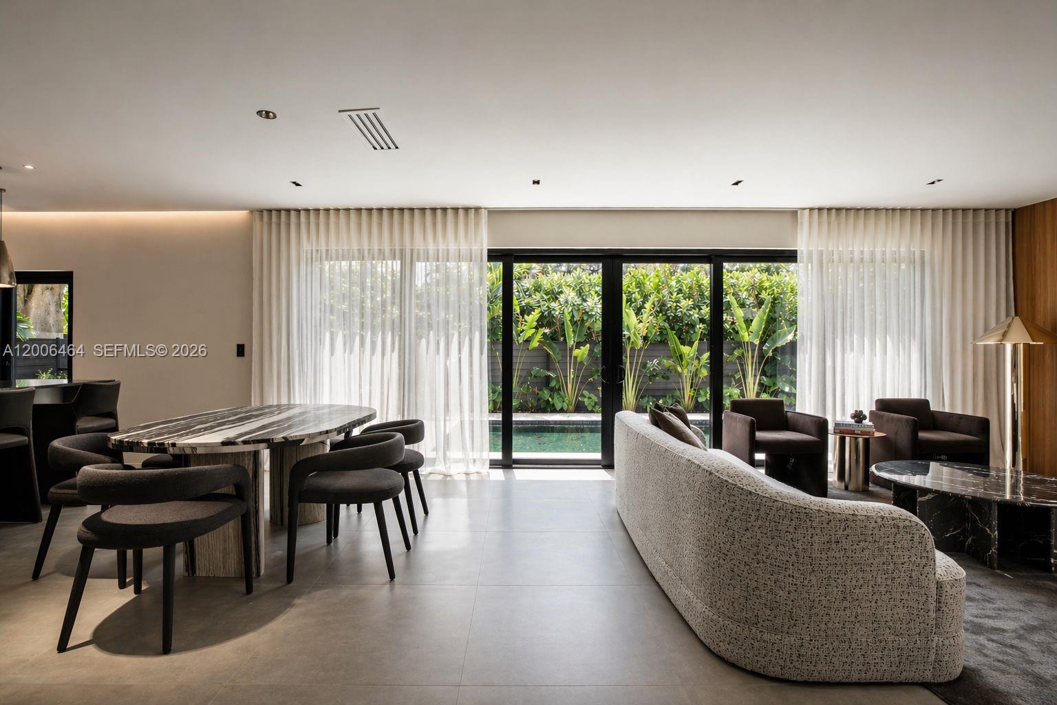 SKY LAKE - Residential