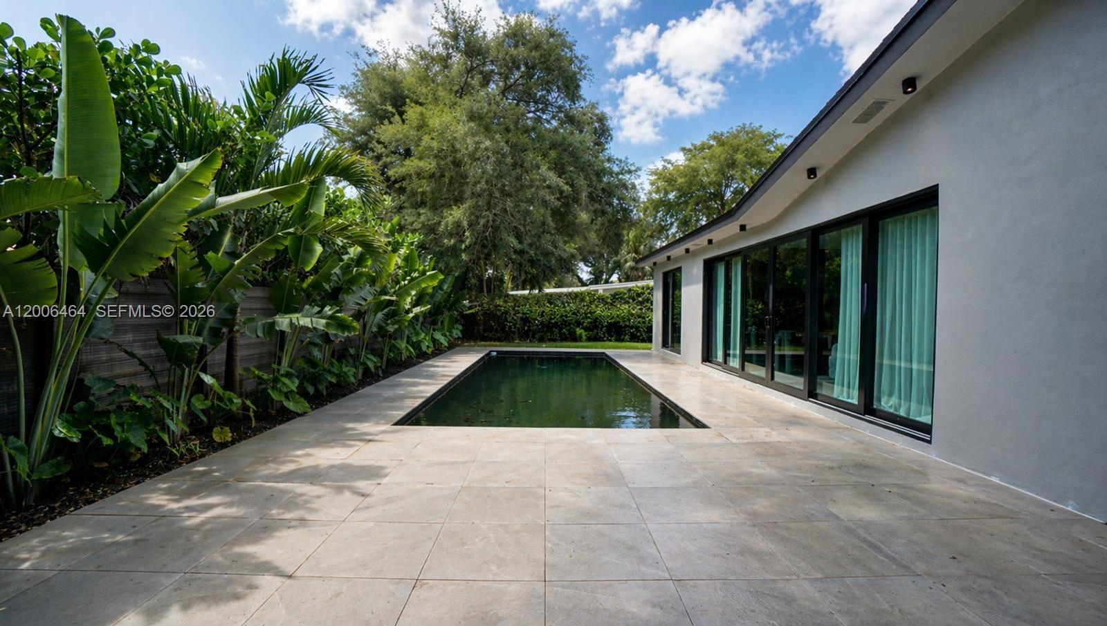 SKY LAKE - Residential