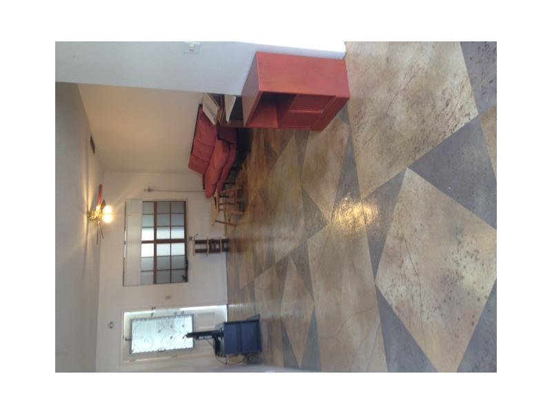 Very nice 2/1 condo on a quite street in East Hollywood. 5 minutes to the beach and Downtown Hollywood! This unit can be rented Furnished or Unfurnished. No Pets. Water and Garbage is included! HOA approval needed. Quick approval.