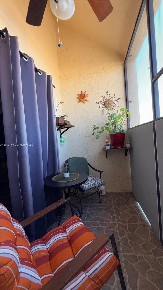 BOHEME CONDO - Residential