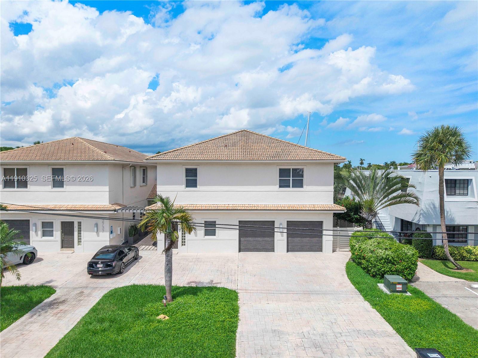 ROYAL PALM ARMS CONDO - Residential