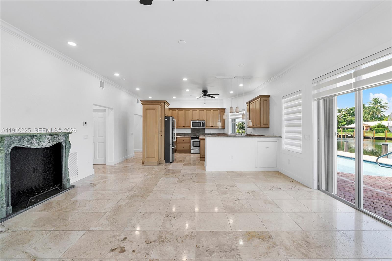 ROYAL PALM ARMS CONDO - Residential