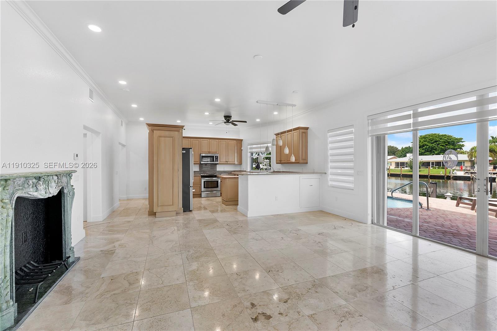 ROYAL PALM ARMS CONDO - Residential