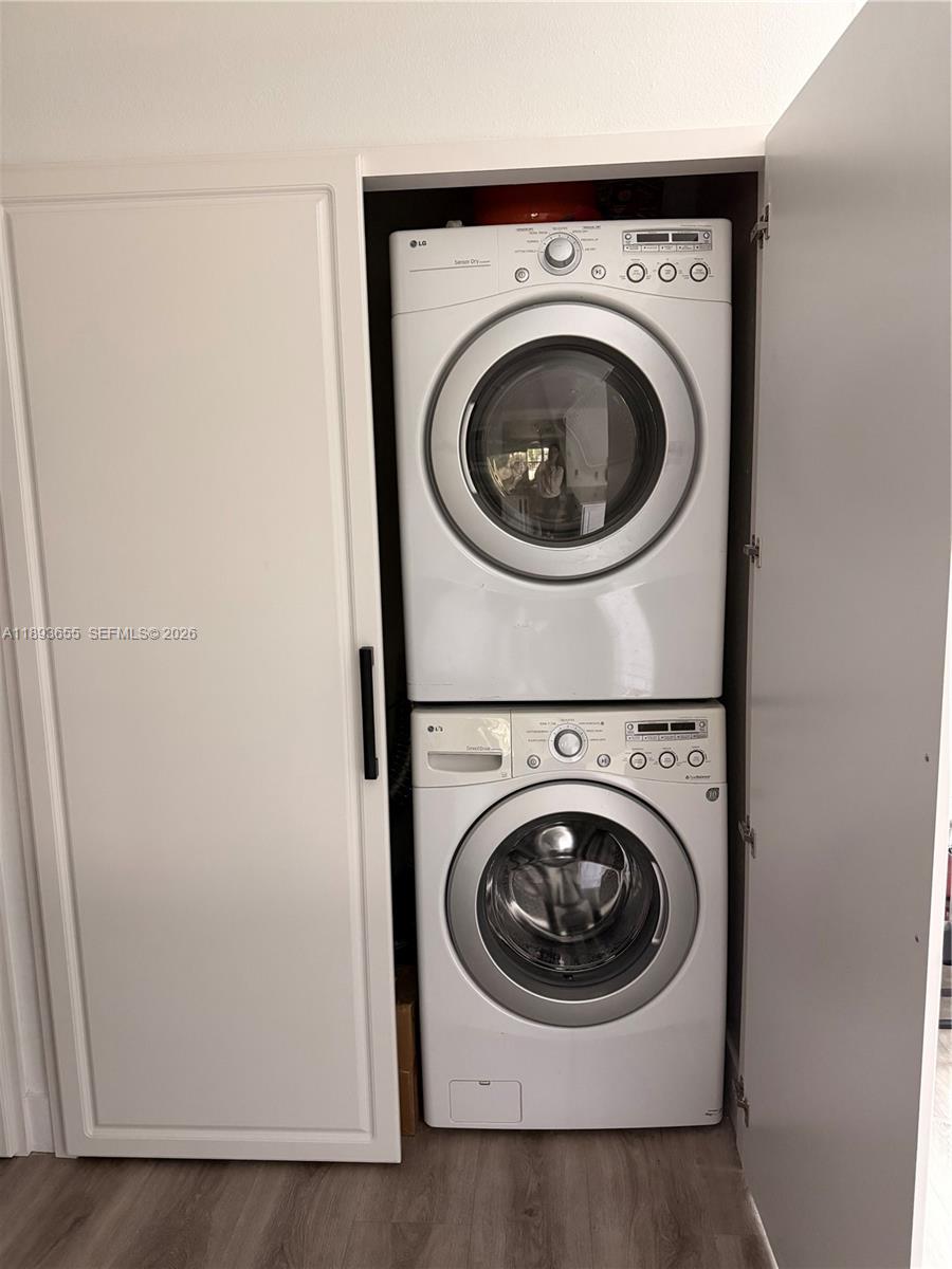 TWIN FOUNTAINS PHASE TWO - Residential