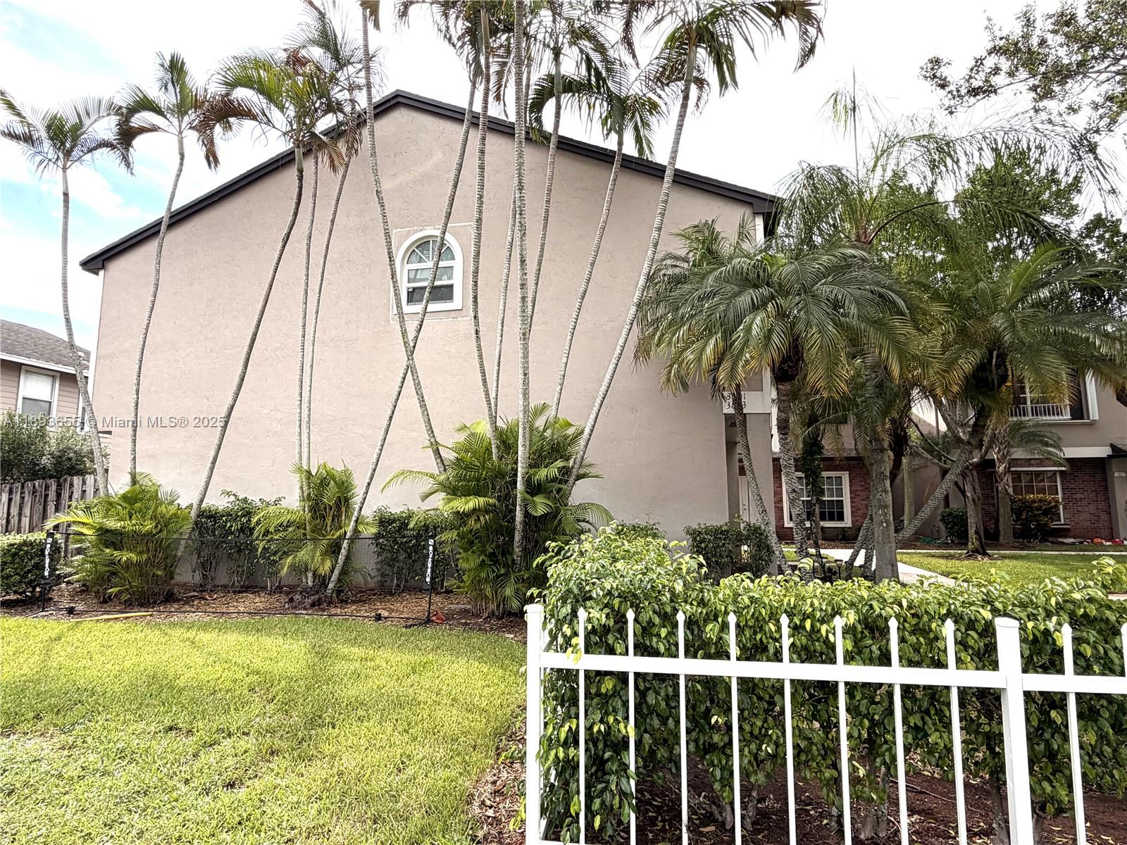 TWIN FOUNTAINS PHASE TWO - Residential