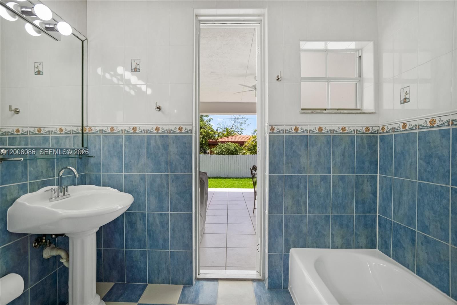 PALBICKE & GARRISONS ADDN - Residential