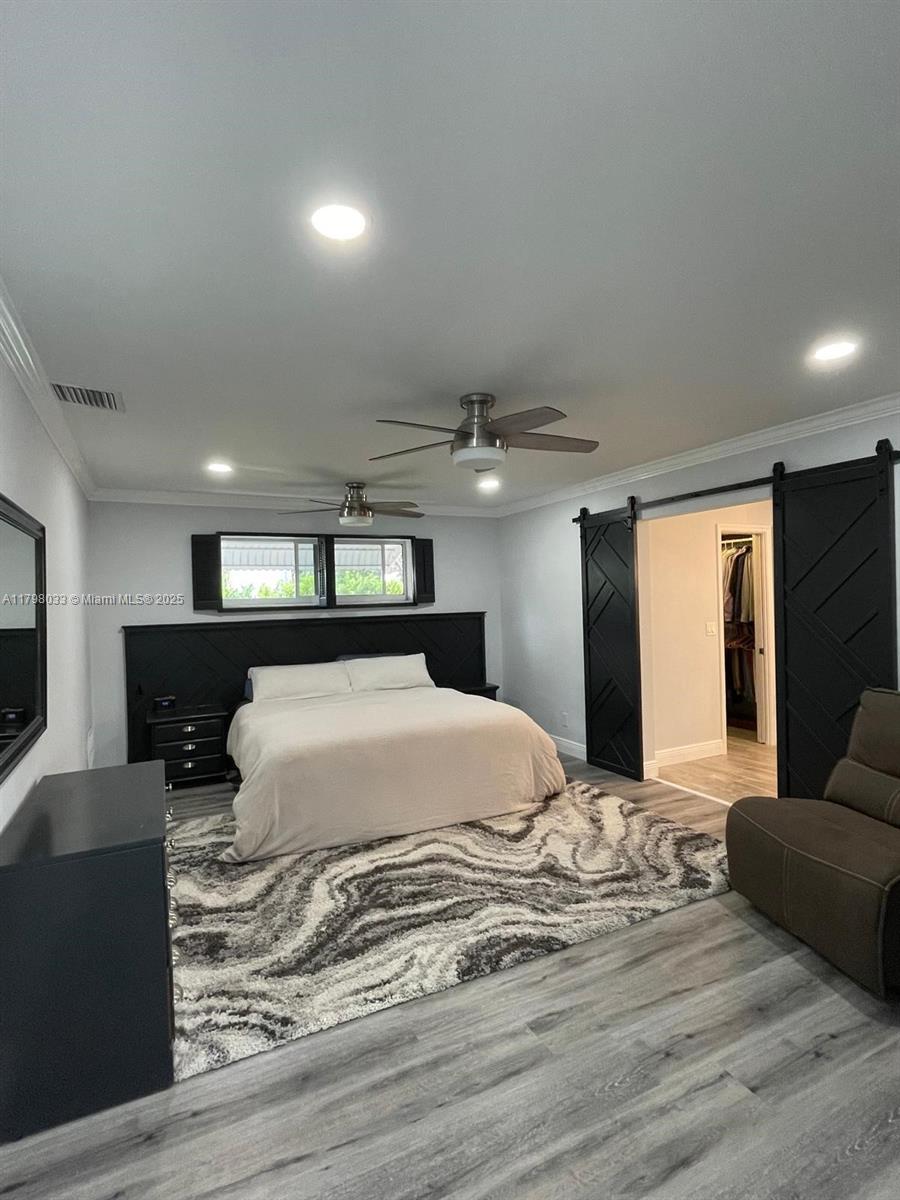 HOLLYWOOD HILLS AMEN PLAT - Residential Lease