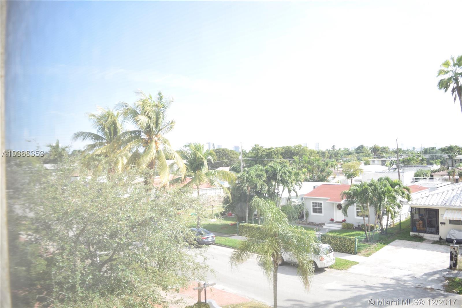 HOLLYWOOD SOUTH SIDE ADD - Residential Lease