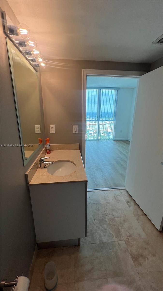 METROPOLIS I AT DADELAND - Residential