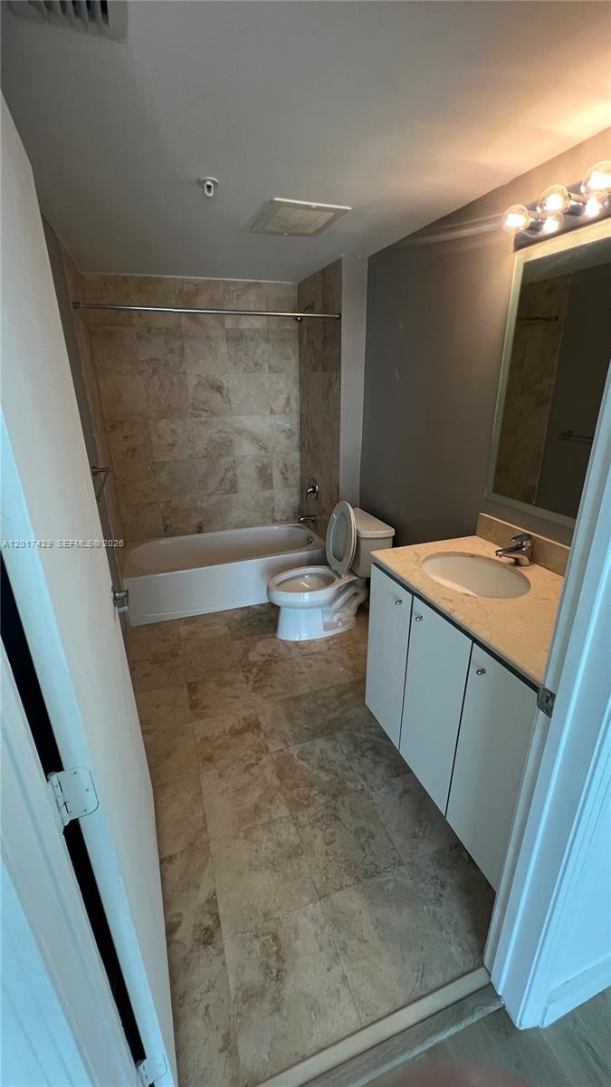 METROPOLIS I AT DADELAND - Residential