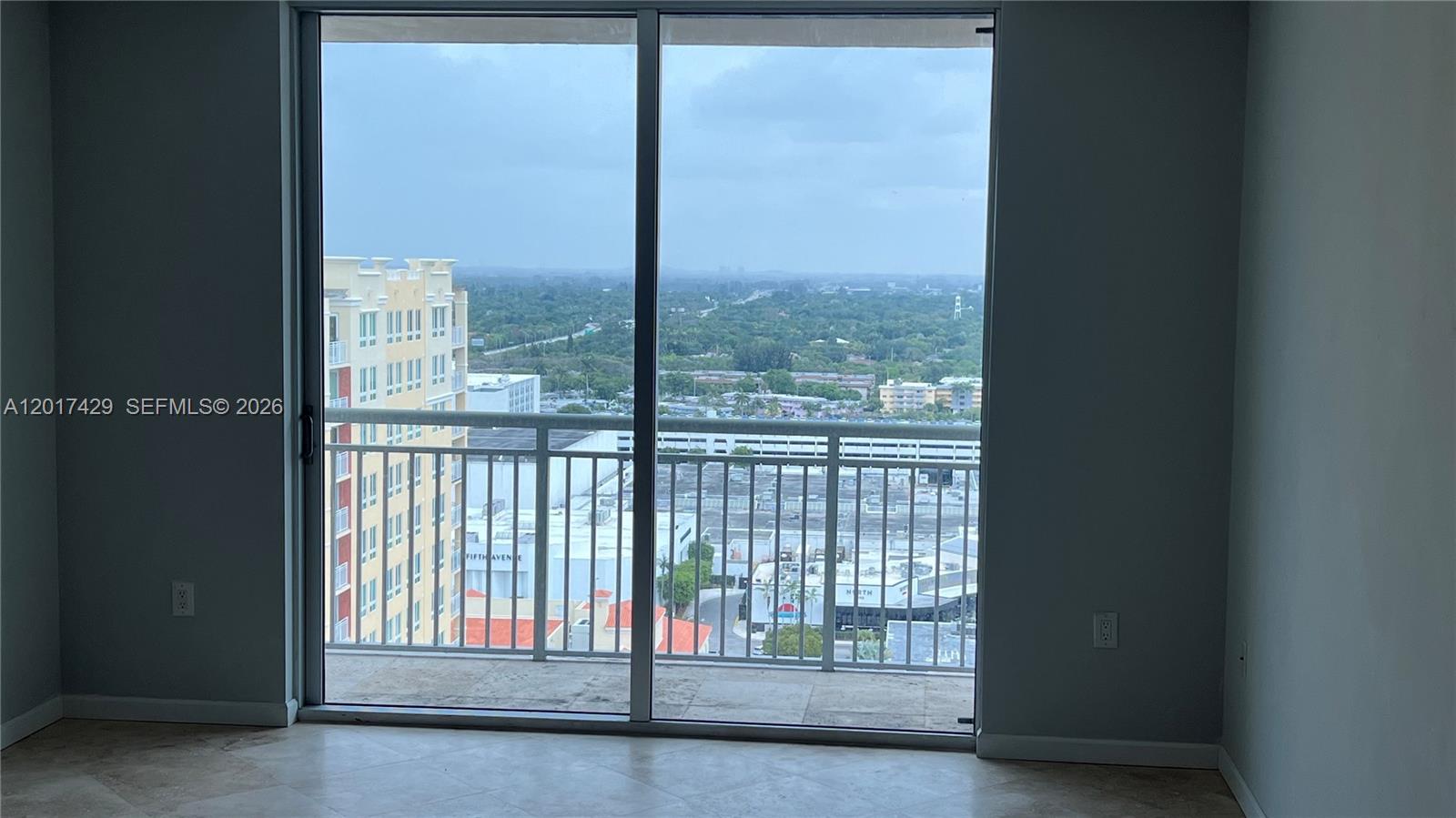 METROPOLIS I AT DADELAND - Residential