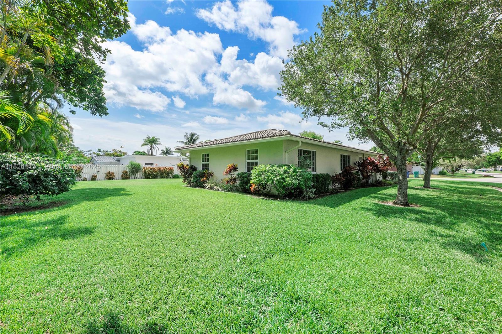 12114 NW 27th Dr