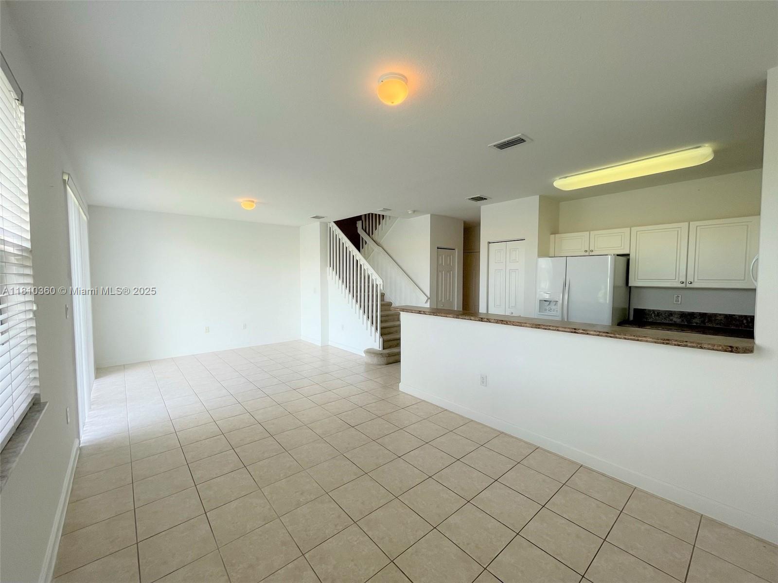FLORIDIAN ISLES SOUTH - Residential Lease