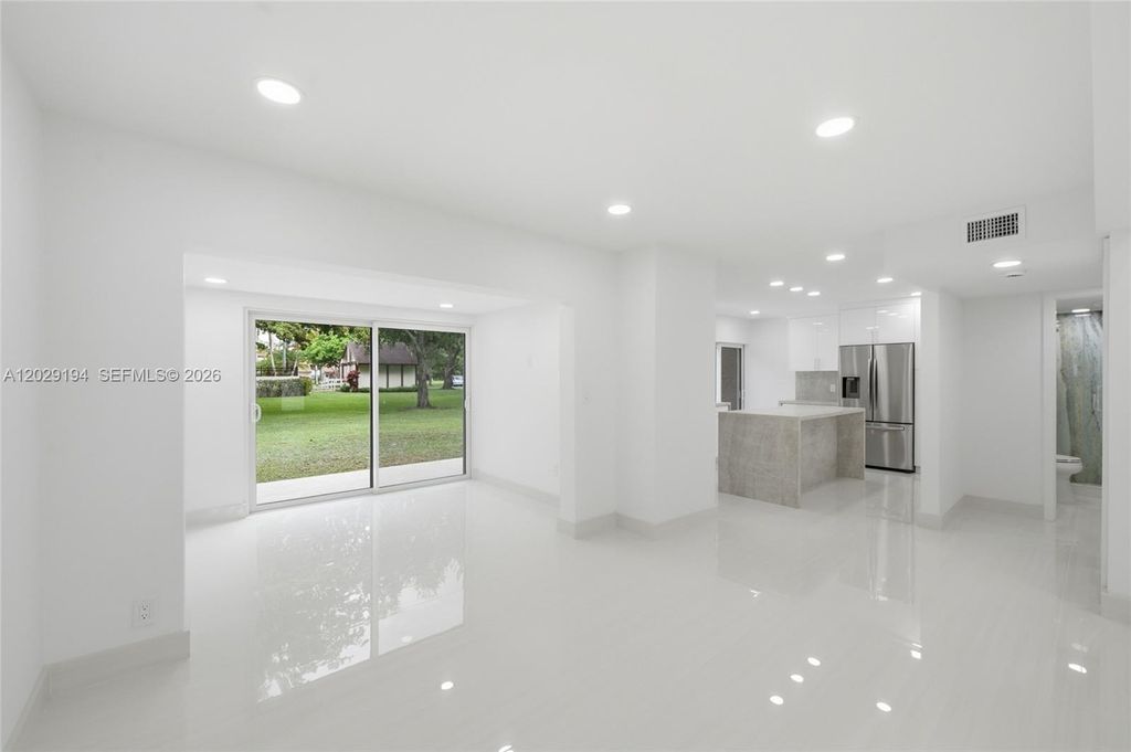 Photo of 22384 Thousand Pines Ln, Boca Raton, FL 33428 (MLS # A12029194)