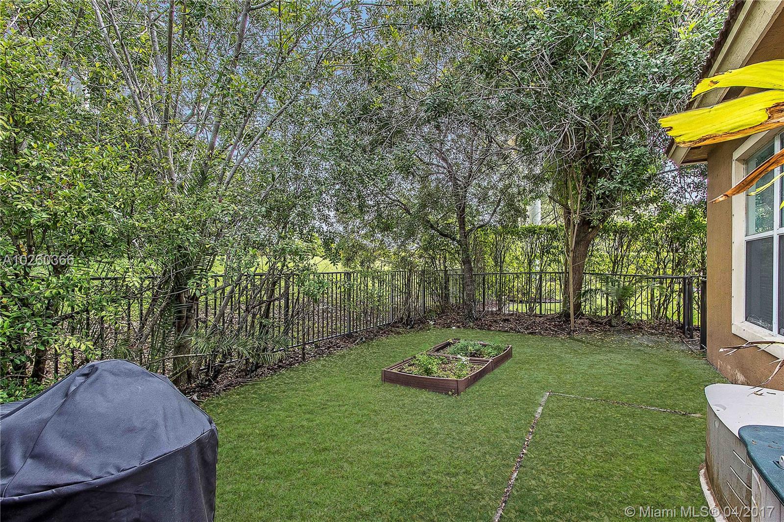 PARKLAND ISLES BS.estates - Residential