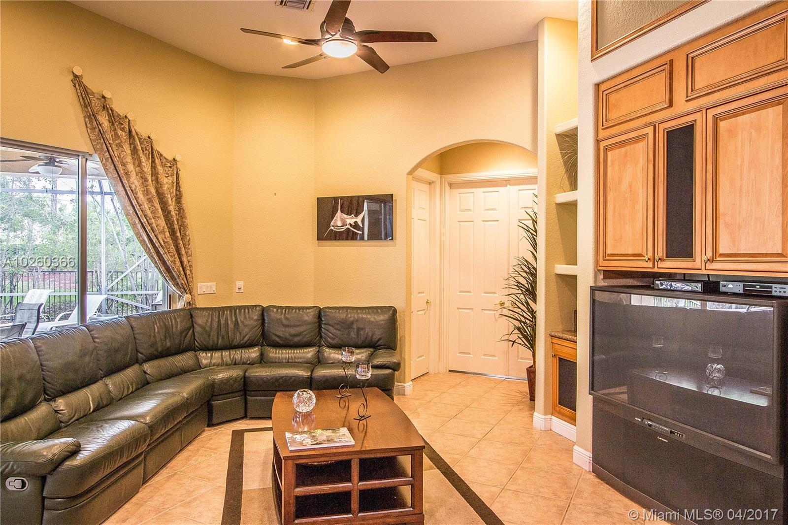 PARKLAND ISLES BS.estates - Residential