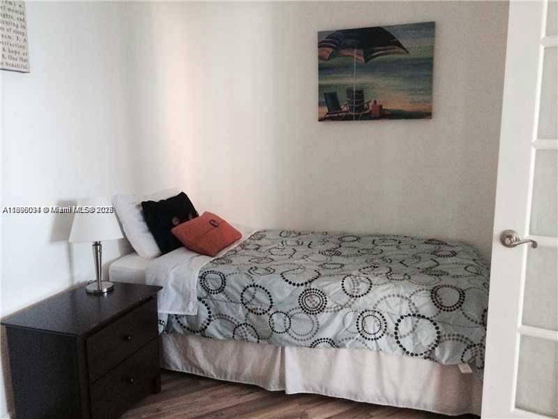 OCEANVIEW BUILDING B COND - Residential
