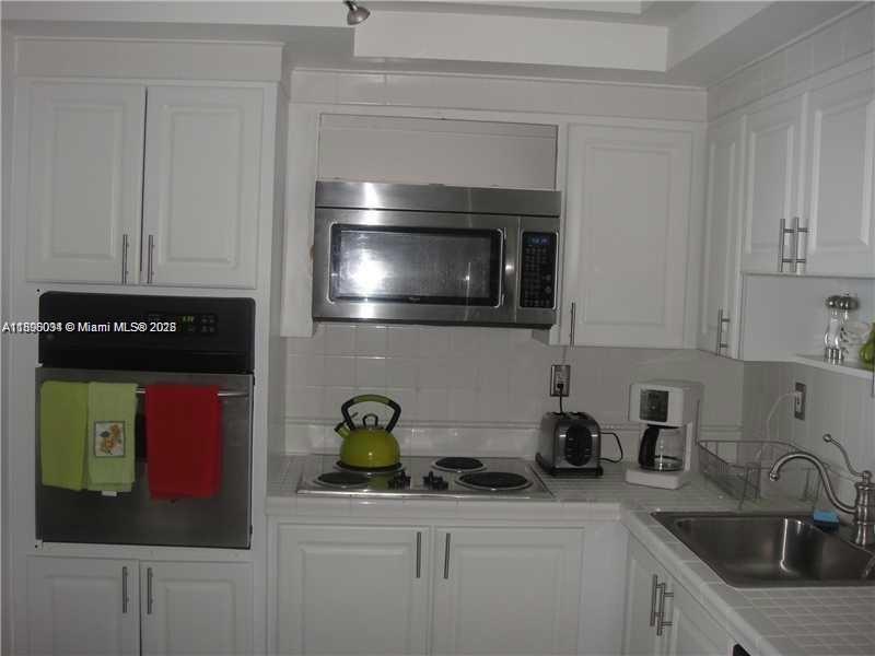 OCEANVIEW BUILDING B COND - Residential