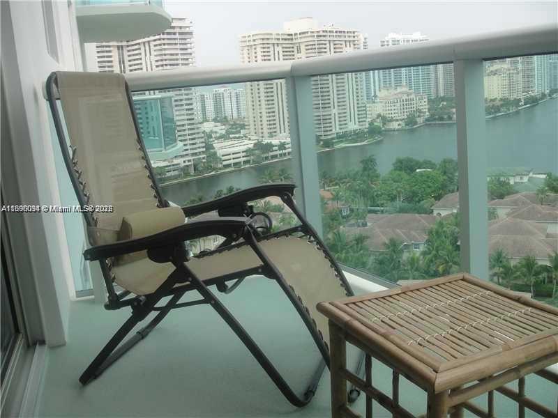OCEANVIEW BUILDING B COND - Residential