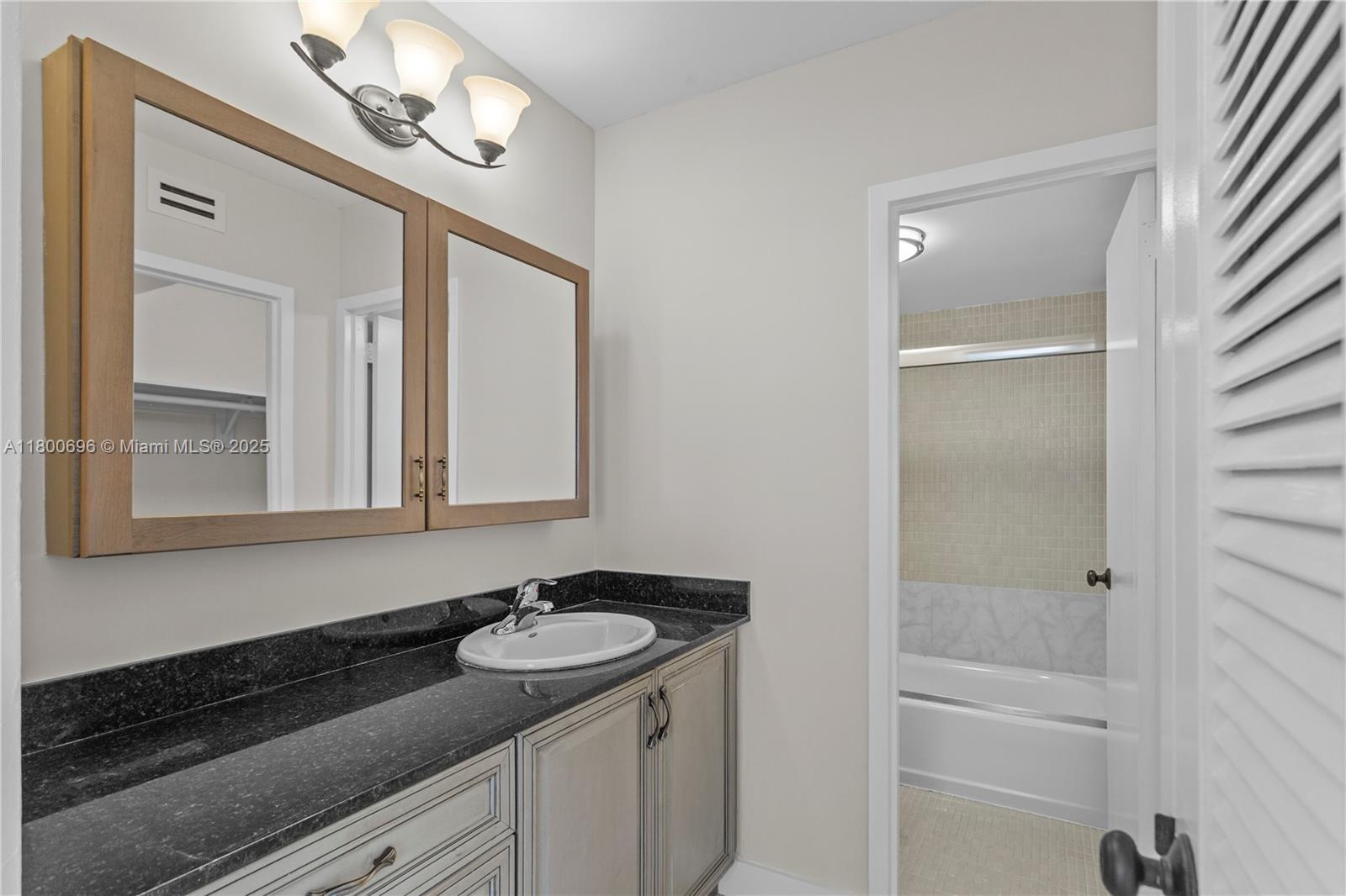 9500 OCEANS CONDO - Residential