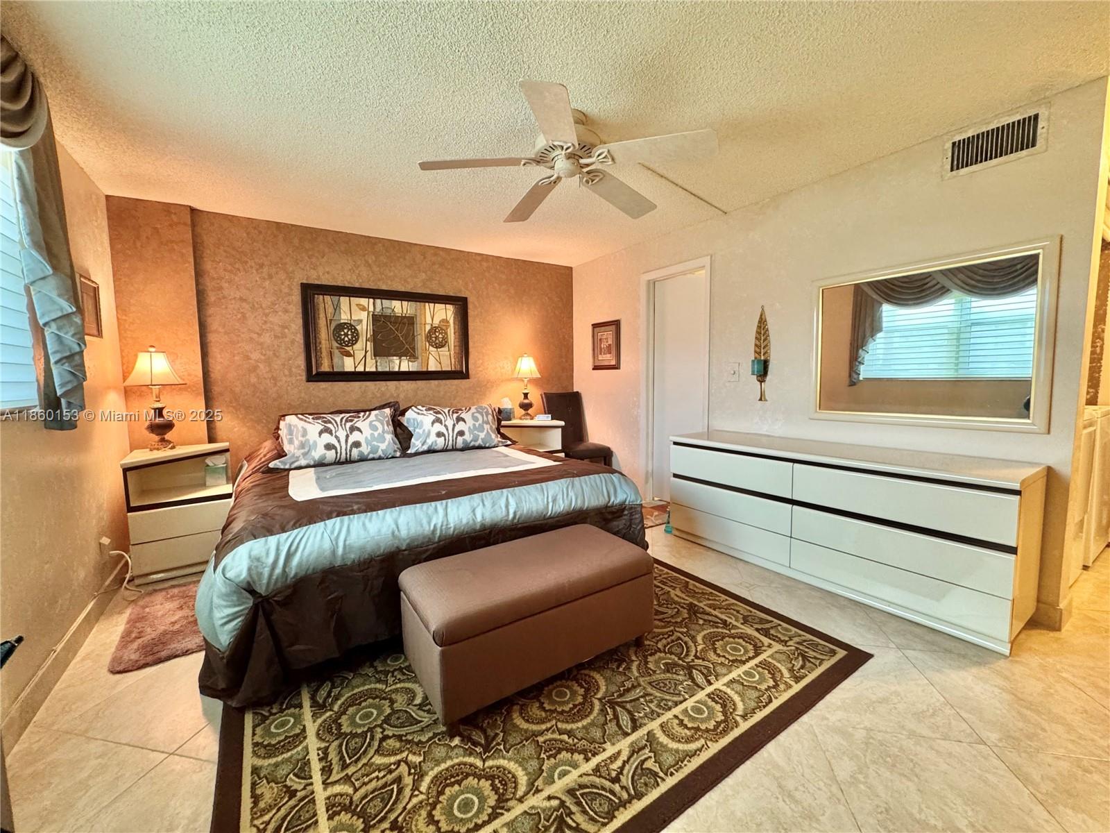 MEADOWBROOK LAKES VIEW CO - Residential Lease