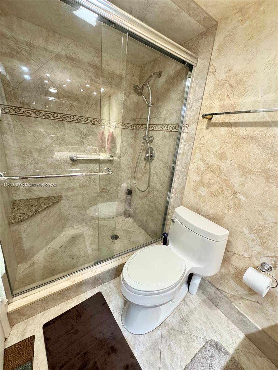 MEADOWBROOK LAKES VIEW CO - Residential Lease