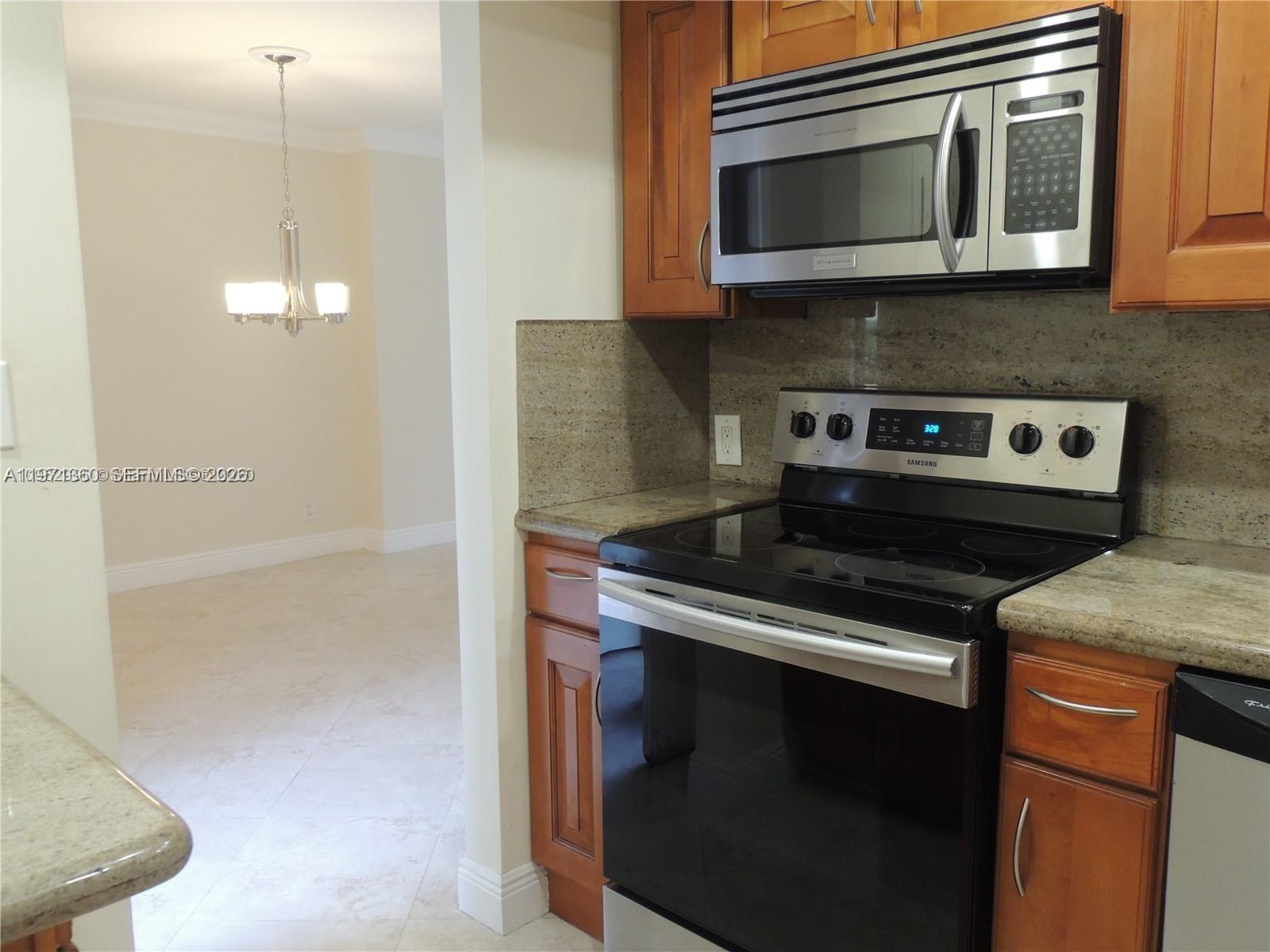 BRAVURA II CONDO - Residential