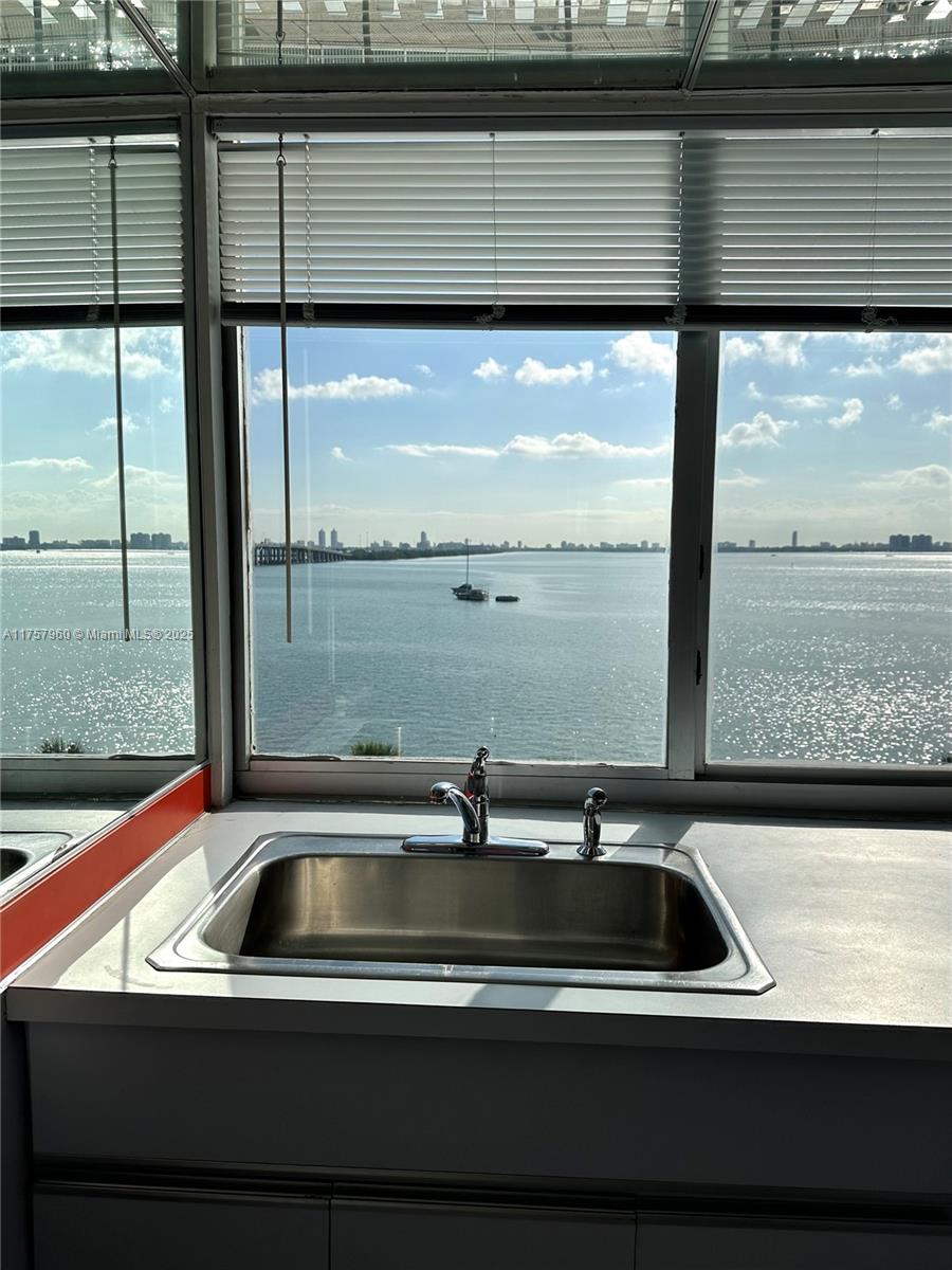 BAY PARK TOWERS CONDO - Residential Lease