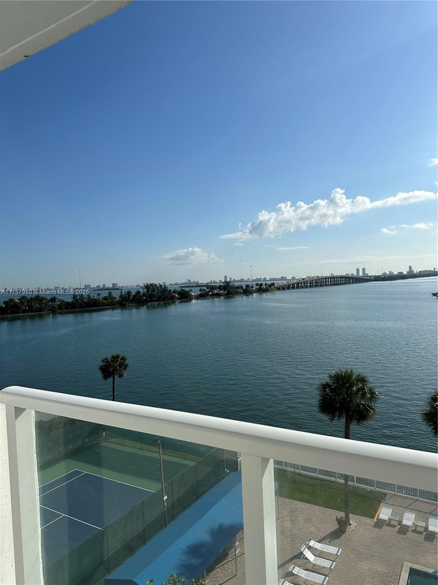 BAY PARK TOWERS CONDO - Residential Lease