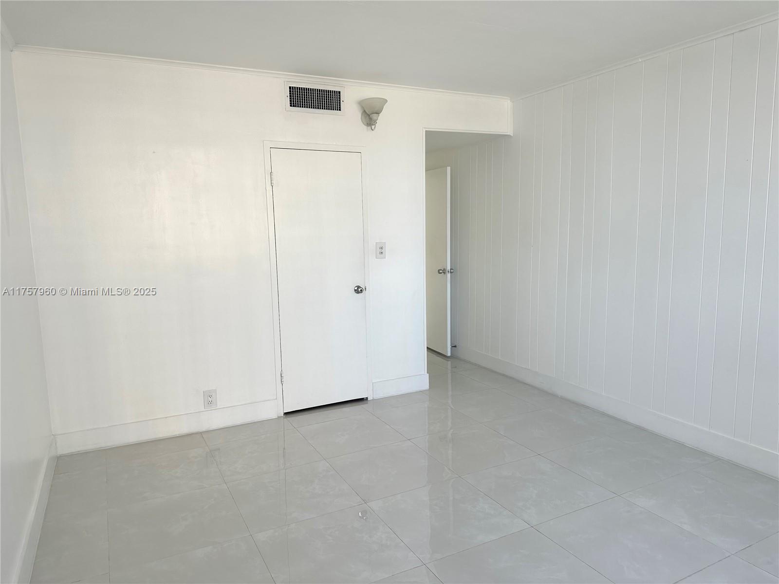 BAY PARK TOWERS CONDO - Residential Lease