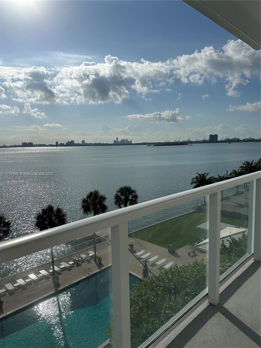 BAY PARK TOWERS CONDO - Residential Lease