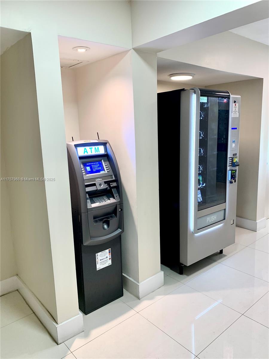 BAY PARK TOWERS CONDO - Residential Lease