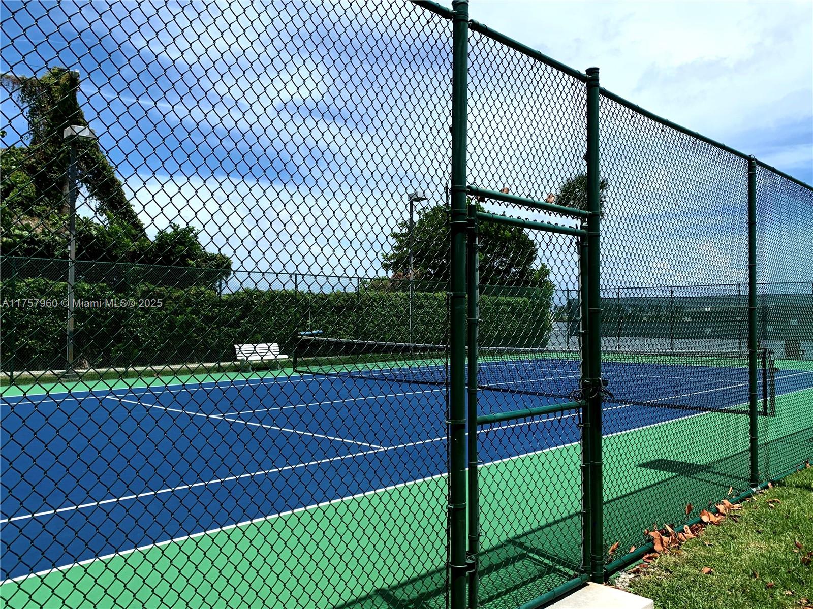 BAY PARK TOWERS CONDO - Residential Lease