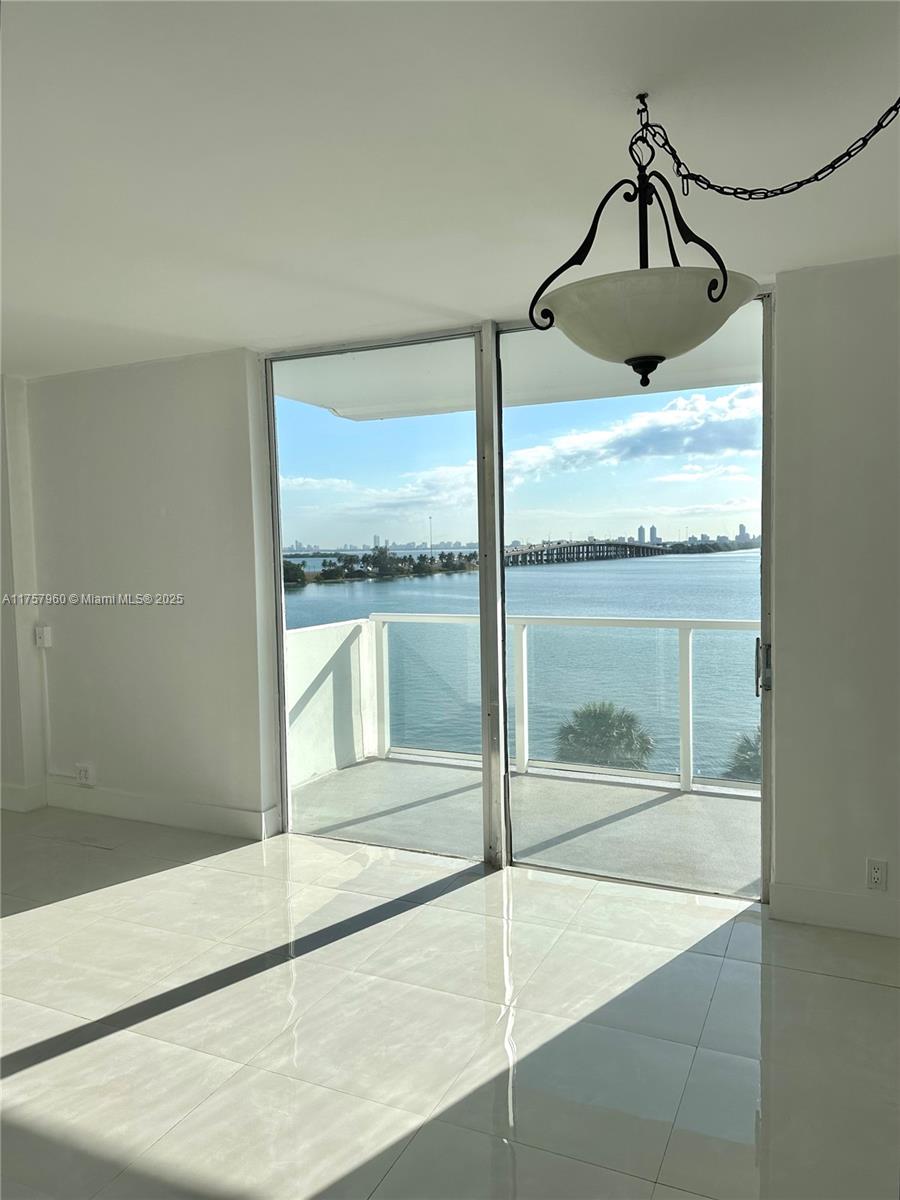 BAY PARK TOWERS CONDO - Residential Lease