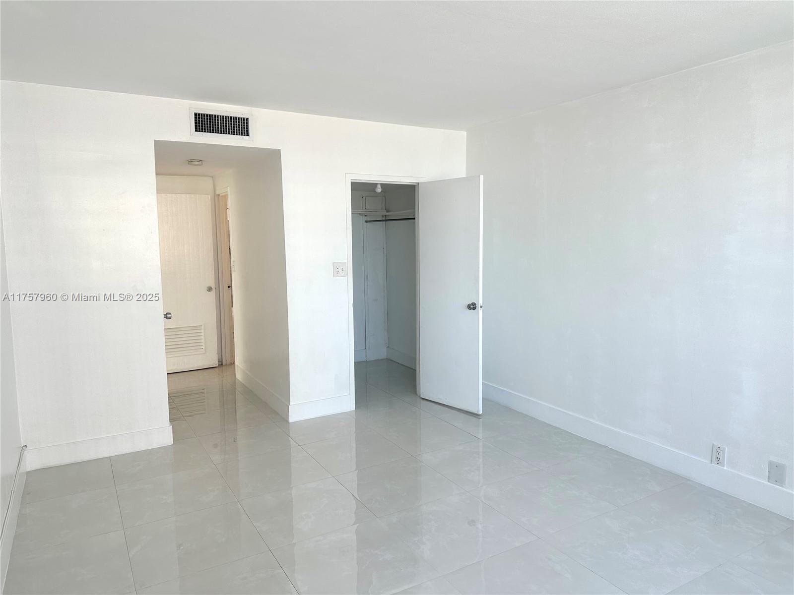 BAY PARK TOWERS CONDO - Residential Lease