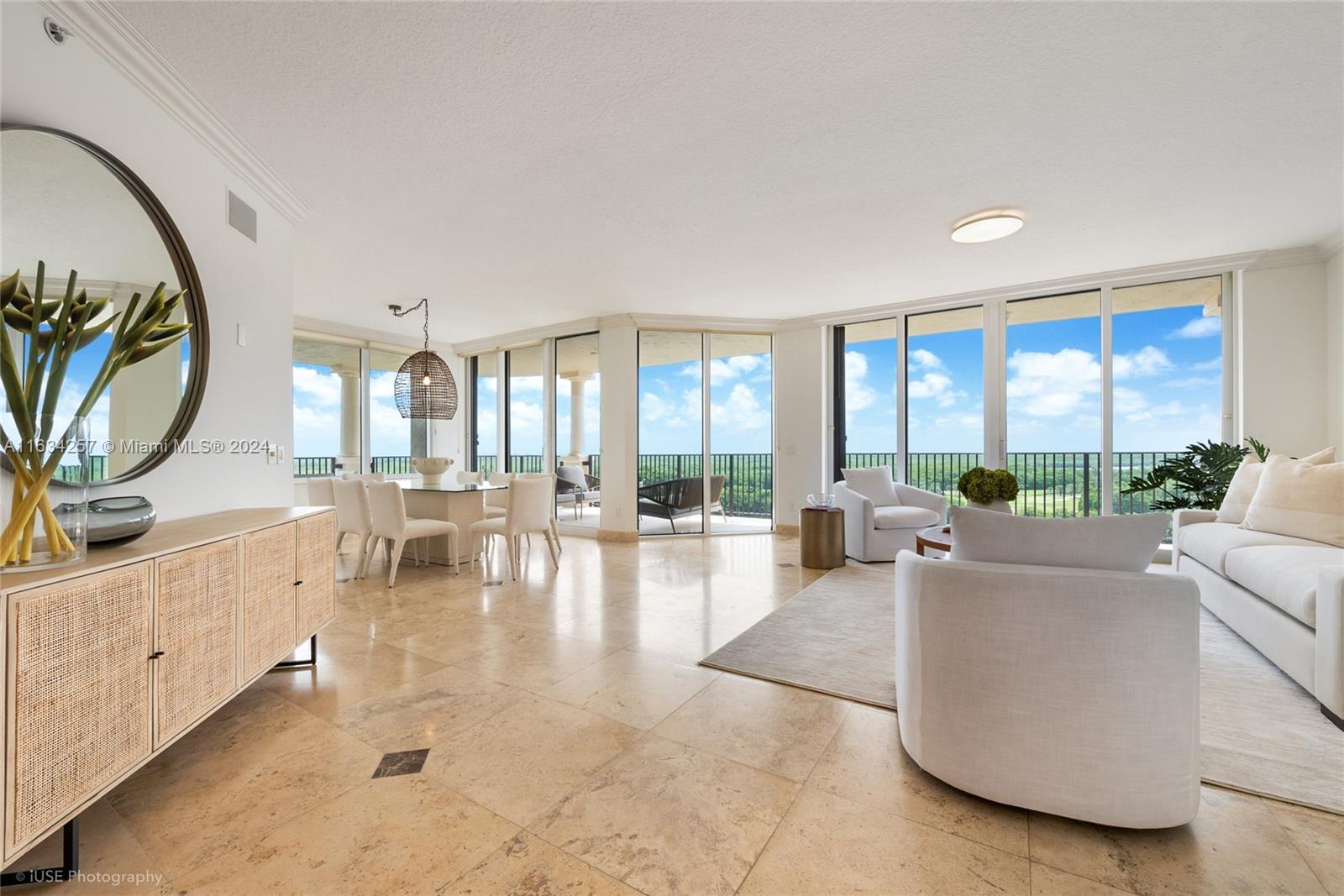 View Coral Gables, FL 33158 condo