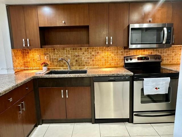 SAMARI LAKE EAST CONDO - Residential Lease