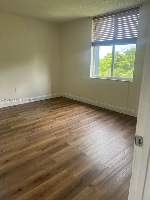 SAMARI LAKE EAST CONDO - Residential Lease