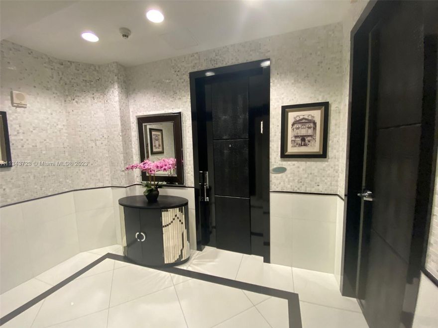 Luxurious and fully furnished 1-bedroom 1.5-bath residence in Trump Royale offers ocean, city views. European fully equipped kitchen with granite countertops, stainless steel appliances, porcelan white floor throughout, window treatments, custom closet, fully furnished, Jacuzzi. Exclusive oceanfront property with four pools, spa, fitness center, business center, beach, room service, concierge service,5 star amenities, 24hrs valet and more. Available only for six months stay starting 05/01/2023