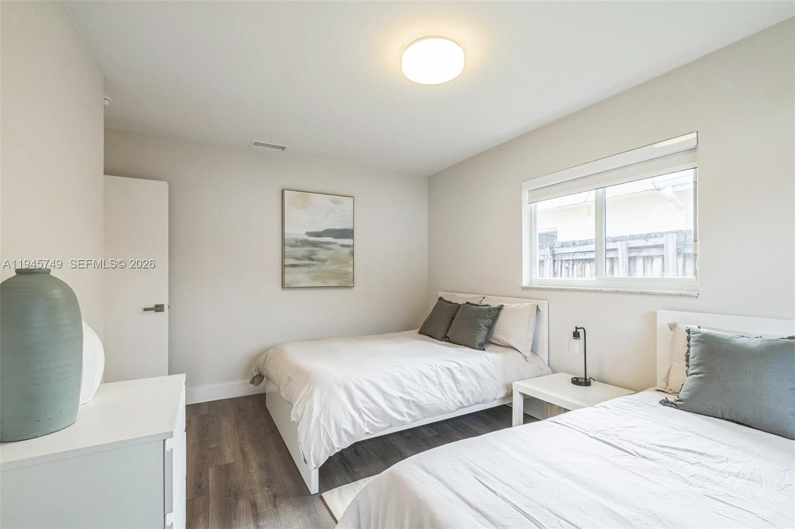 HOLLYWOOD HILLS NORTH SEC - Residential